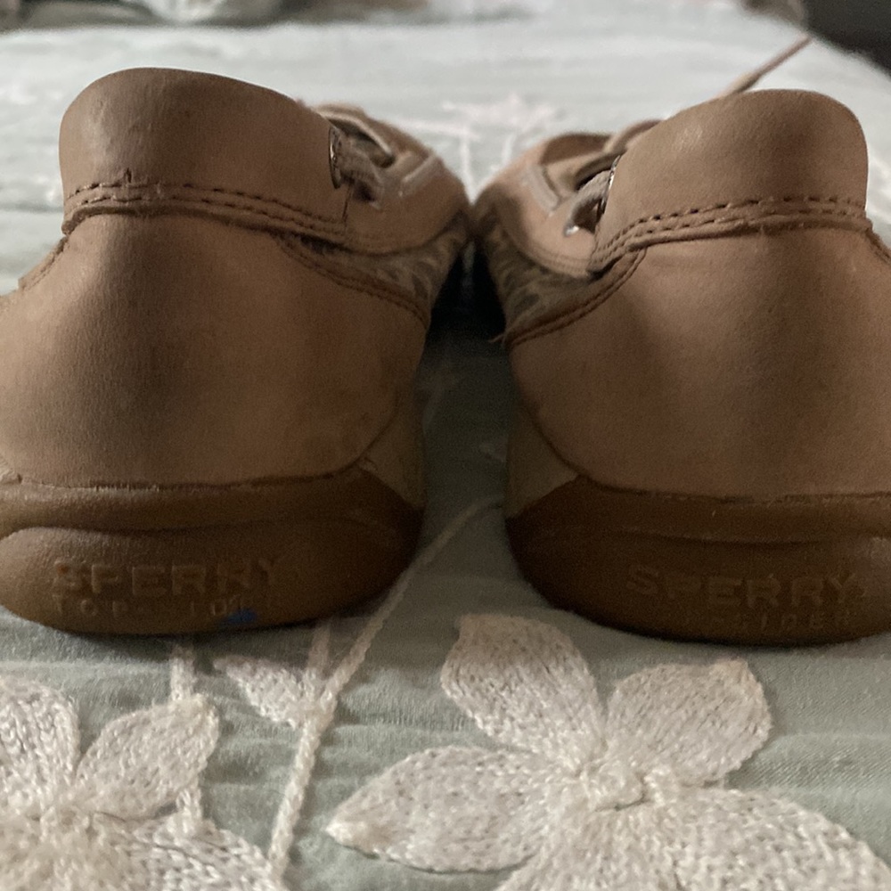 Sperry - Picture 4 of 6